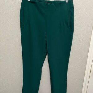 New without tags.  Green Rachel Zoe trouser.